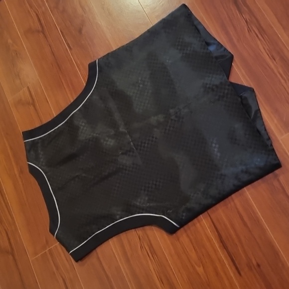 G By Guess Vest Black Size XL NWOT - Picture 6 of 9